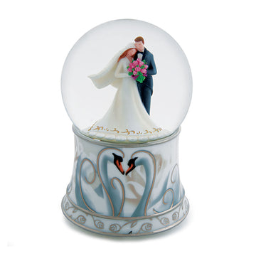 Wedding Couple Musical Waterglobe